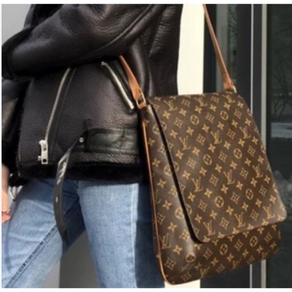 Large Louis Vuitton Musette Salsa GM Canvas shoulder bag - Picture 1 of 11